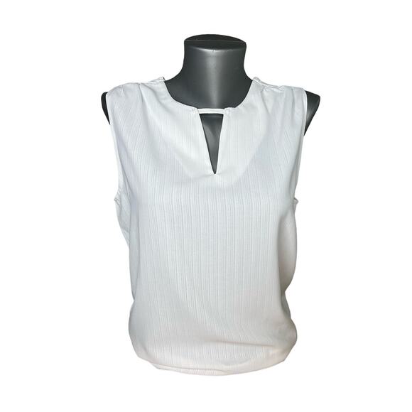 SHEIN NWOT White Keyhole Neckline Sleeveless Blouse Tank Top Size Medium M - Picture 1 of 7